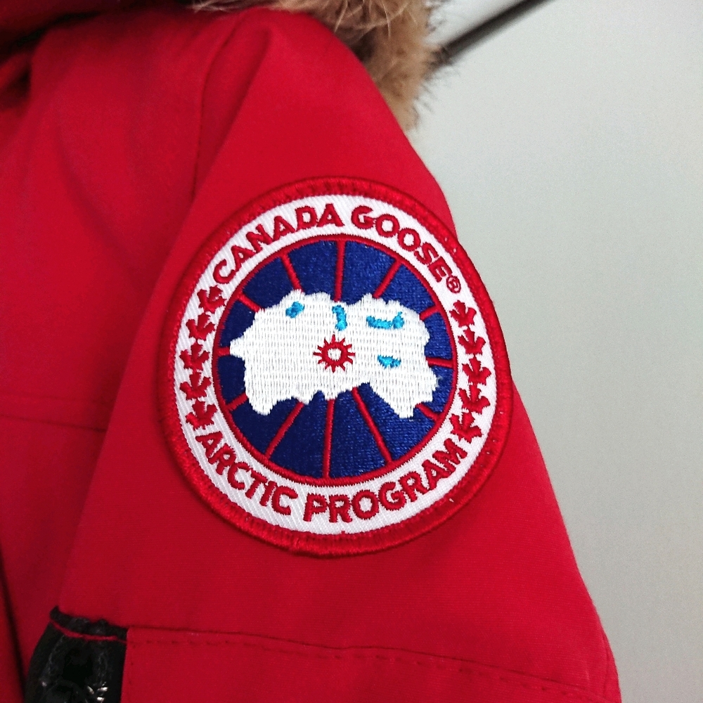 Canada Goose Red Montebello - Picture 4 of 8